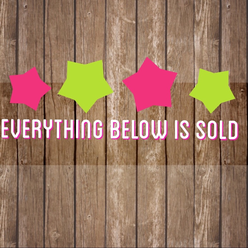 ⬇️SOLD⬇️